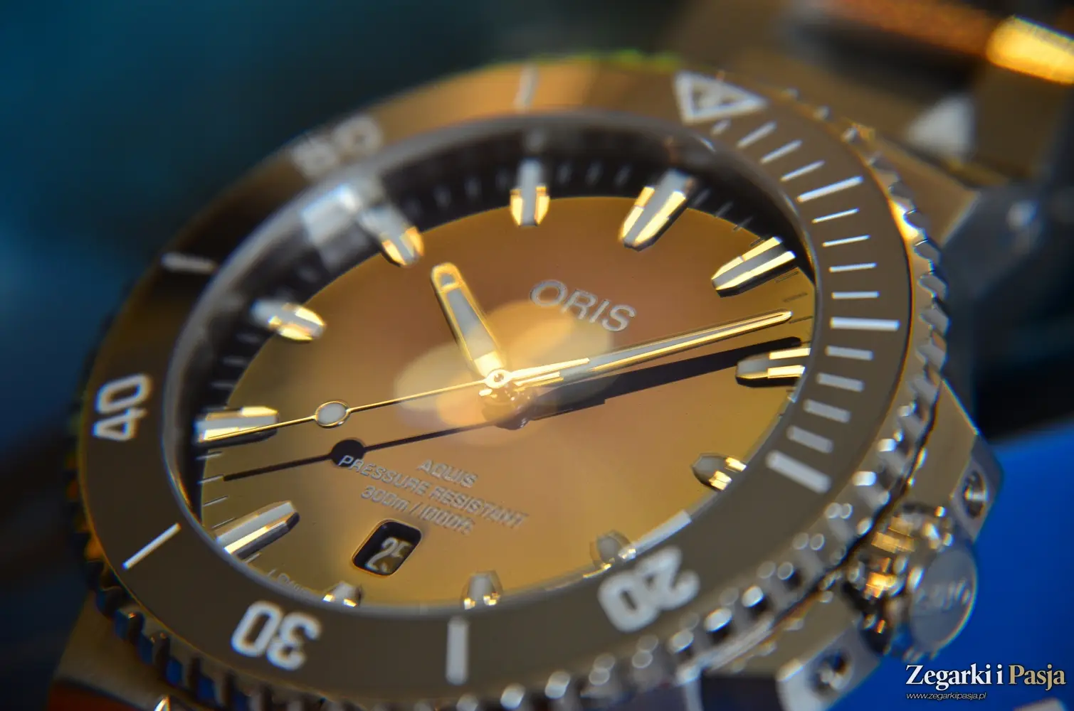 Recenzja: Oris Aquis Date Taste of Summer 43,5 mm