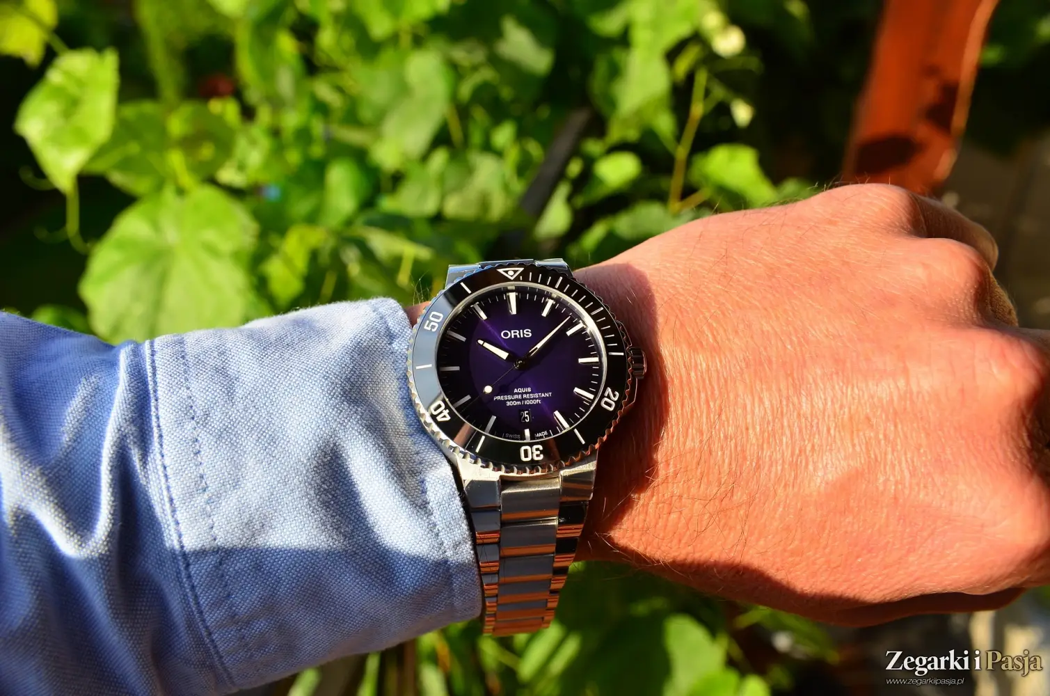 Recenzja: Oris Aquis Date Taste of Summer 43,5 mm