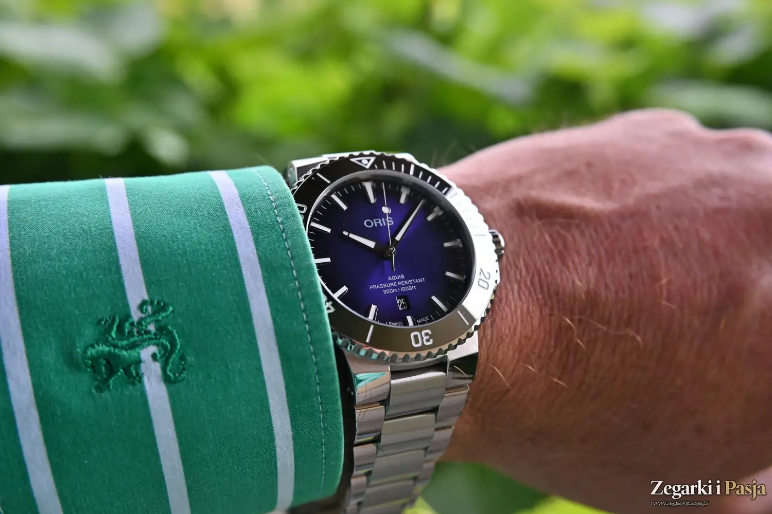 Recenzja: Oris Aquis Date Taste of Summer 43,5 mm