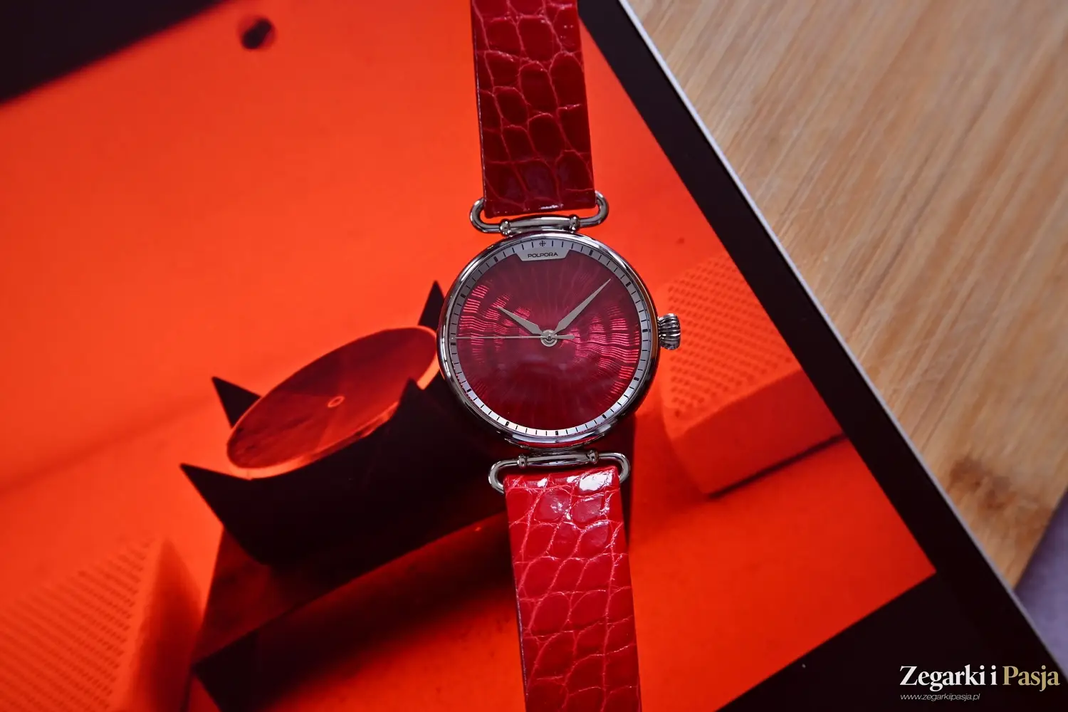 Recenzja: Polpora Emalie. Polski pokaz rzemieślniczego i zegarmistrzowskiego kunsztu