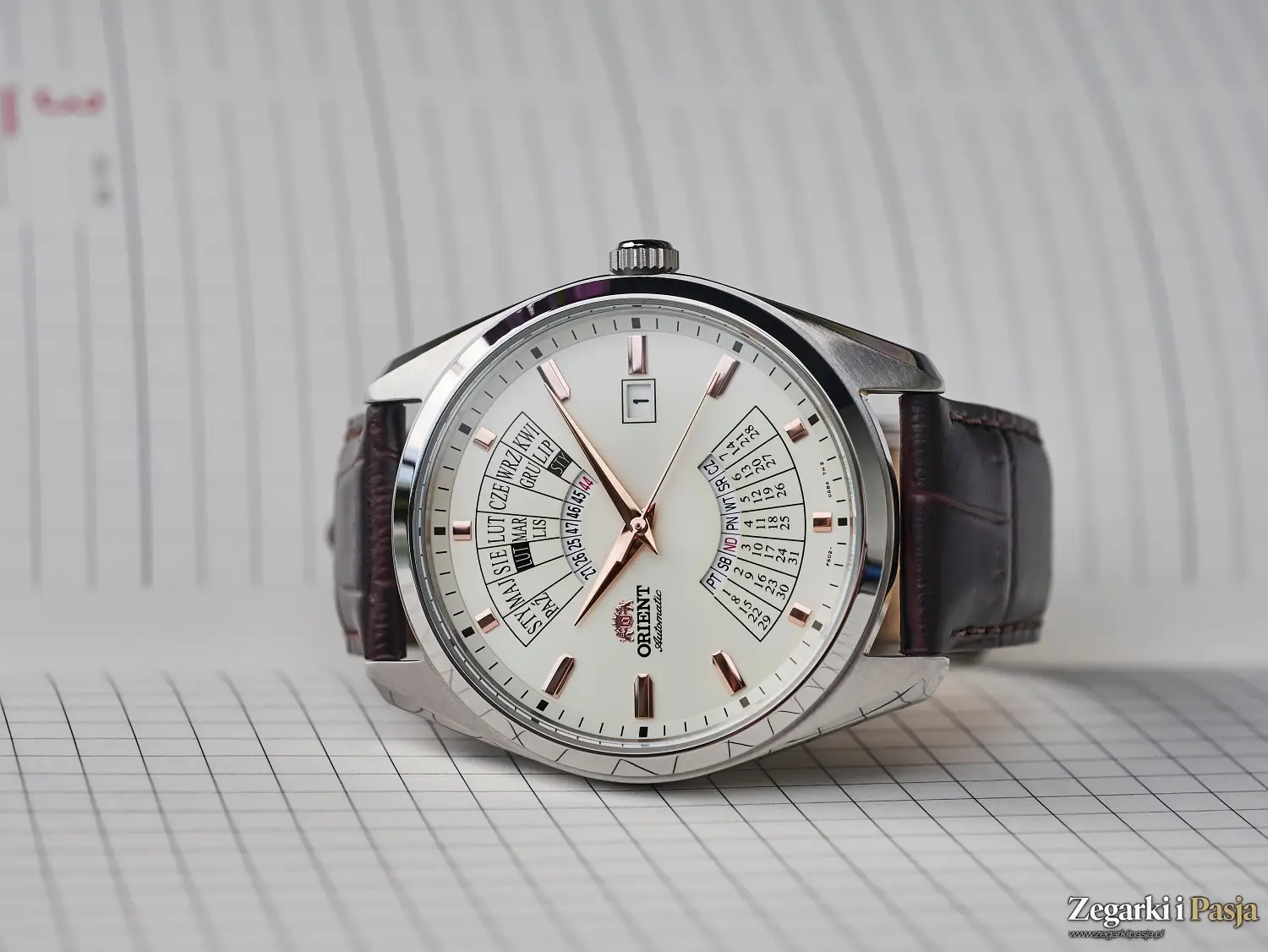 Recenzja: Orient Multi-Year Calendar Poland. Japoński zegarek z polskim kalendarzem!