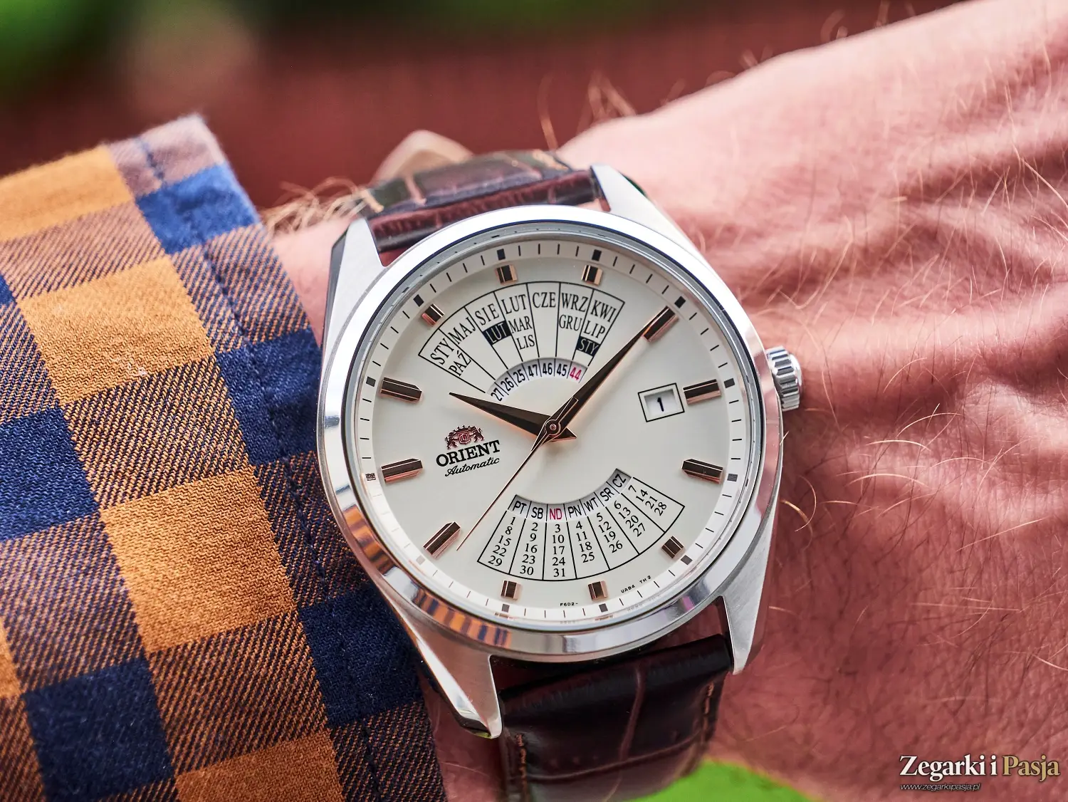 Recenzja: Orient Multi-Year Calendar Poland. Japoński zegarek z polskim kalendarzem!