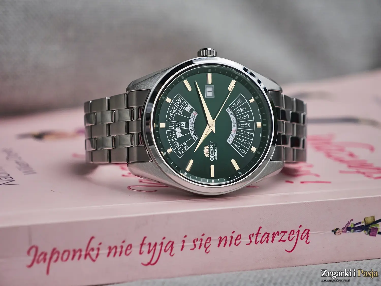 Recenzja: Orient Multi-Year Calendar Poland. Japoński zegarek z polskim kalendarzem!