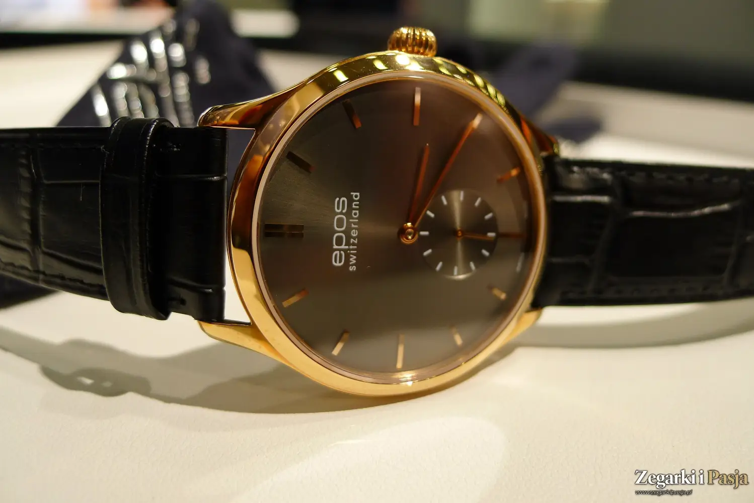 Epos Timeless 3408. Elegancki, ultra cienki zegarek z manualnym naciągiem