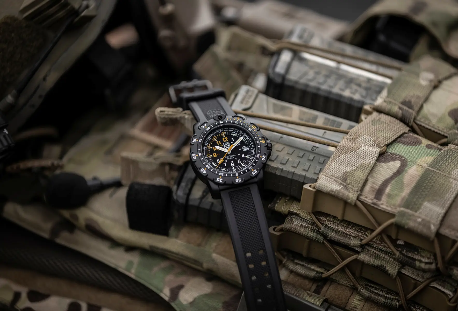 RECON Point Men's 8820 Series Heritage Wristwatch, 45 mm, Outdoor Watch Luminox