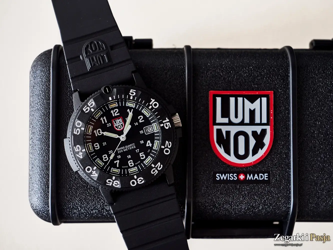 Recenzja: Luminox Navy SEAL Original 3001.H.SET