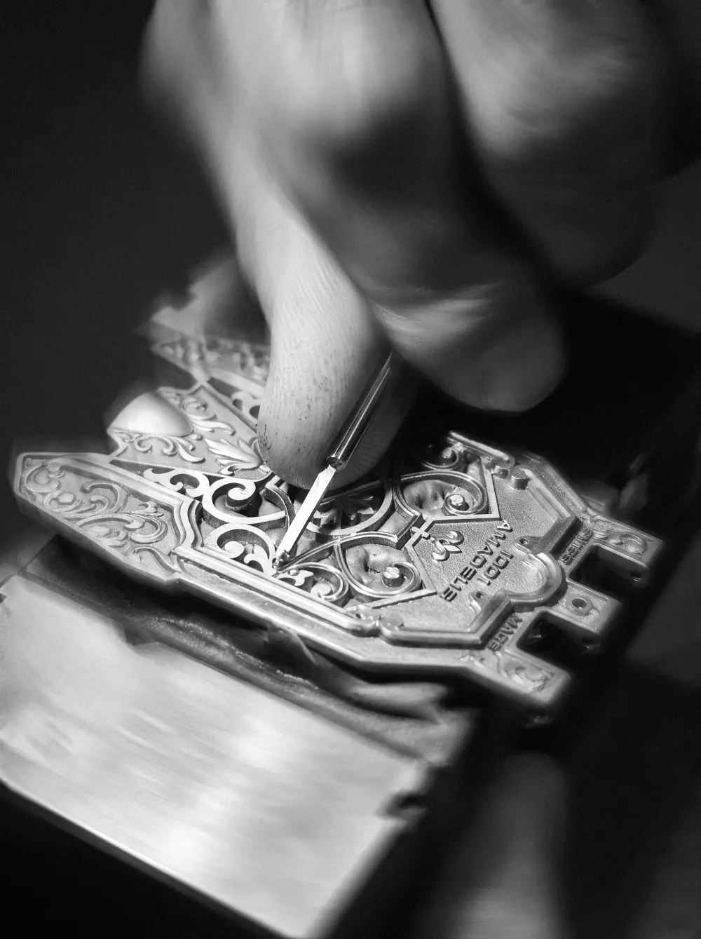 Urwerk UR-1001 Amadeus