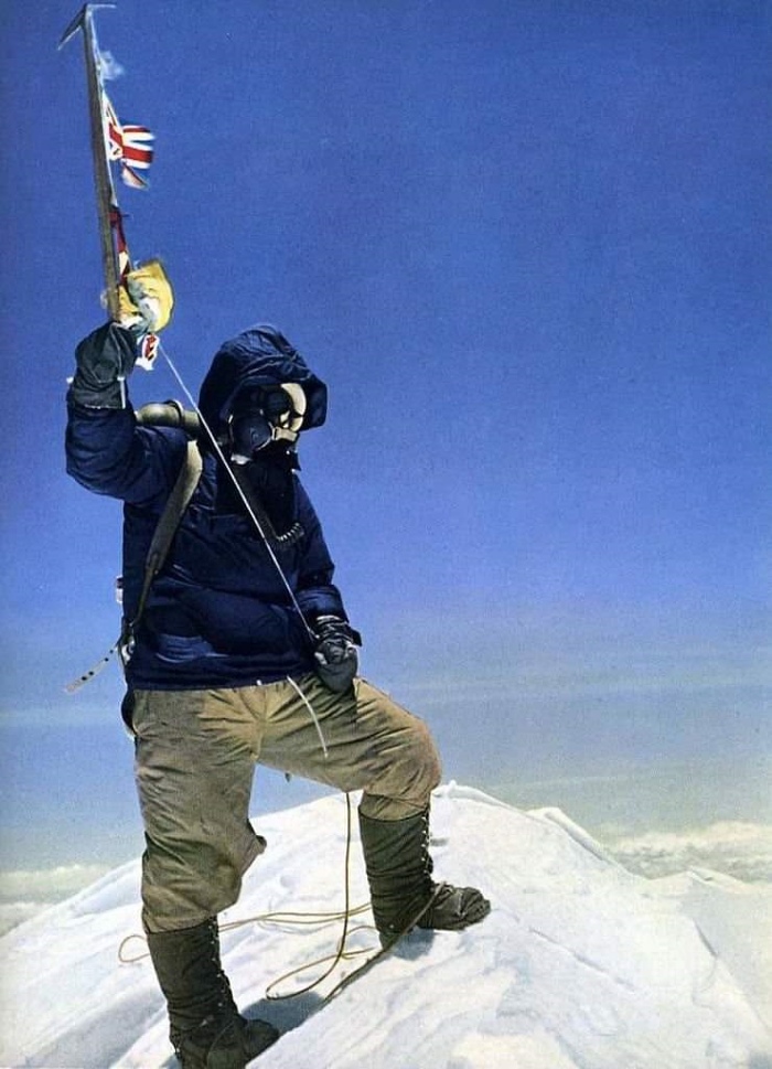 Na dachu świata. Jaki zegarek był faktycznie pierwszy na Mount Everest?