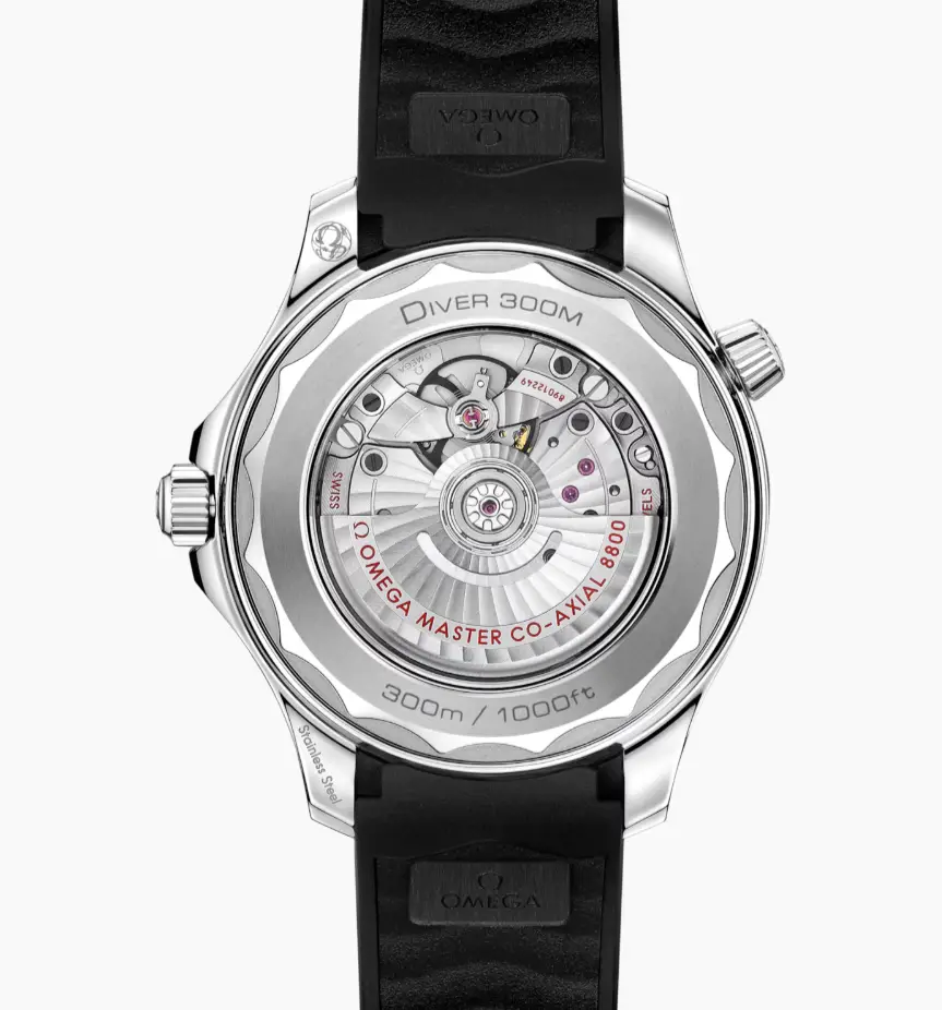 Premiera filmu „Fuze” i Aaron Taylor-Johnson z Omegą Seamaster na nadgarstku 