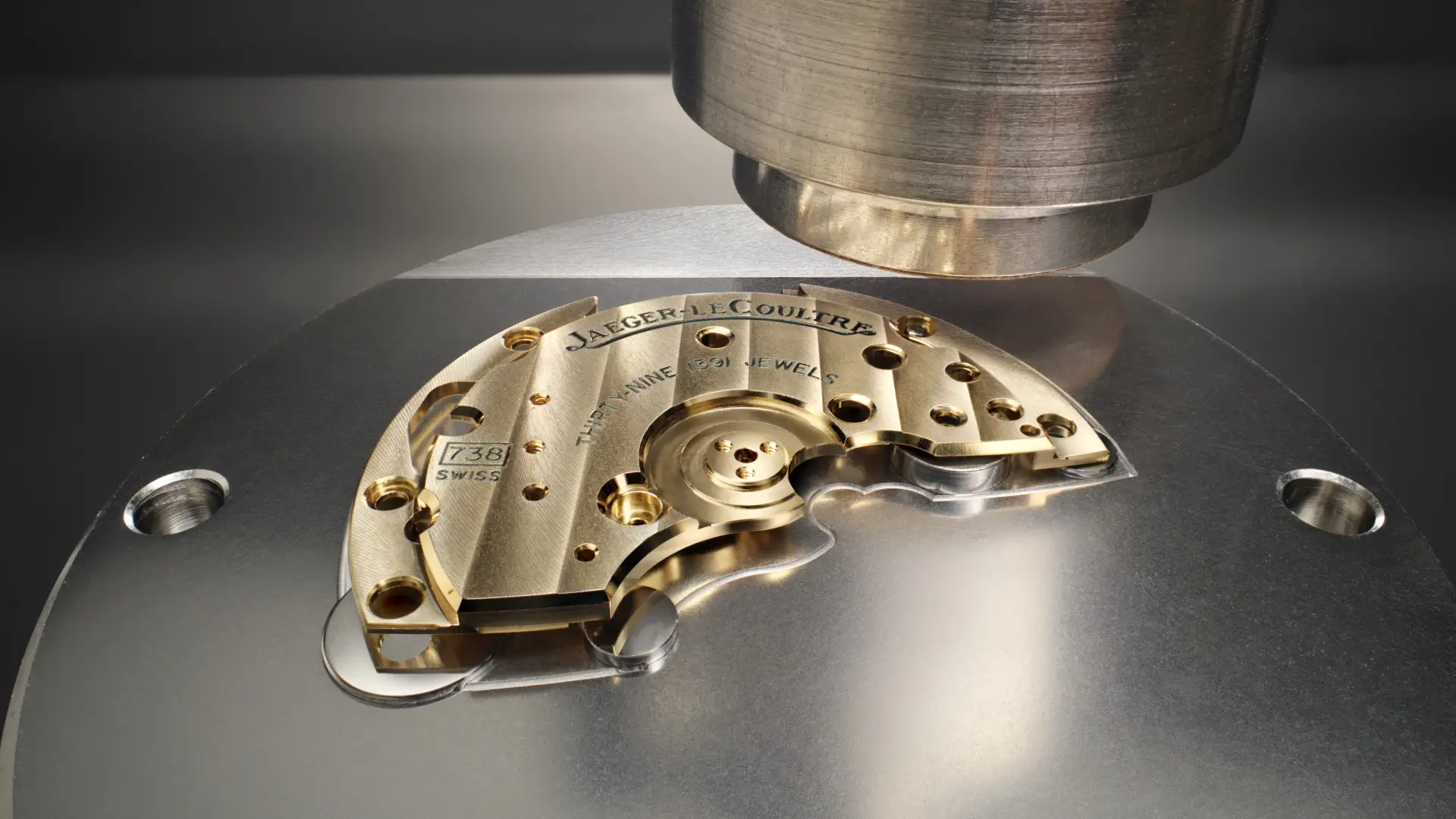 Jaeger-LeCoultre i pieczęć „High Precision Guarantee Seal”. 