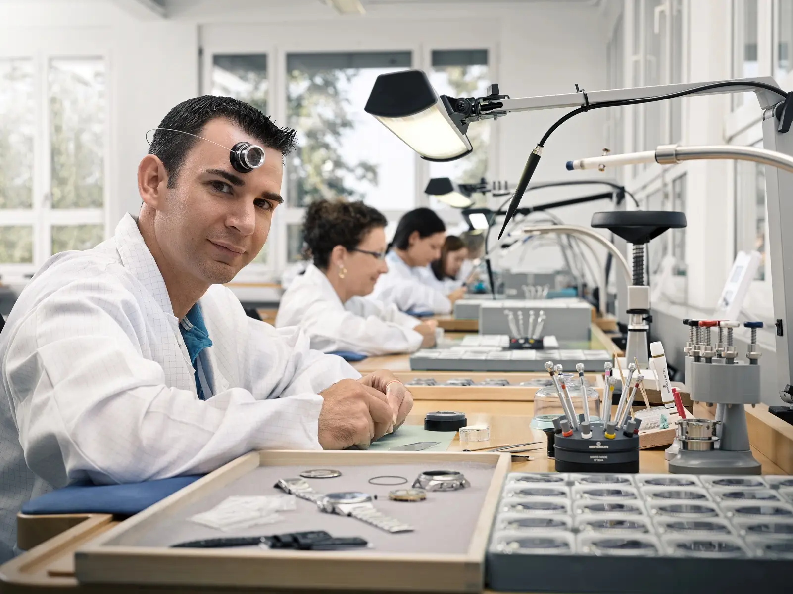 Historia marki Swiss Military i jej zegarki. Niech rozpocznie się przygoda!