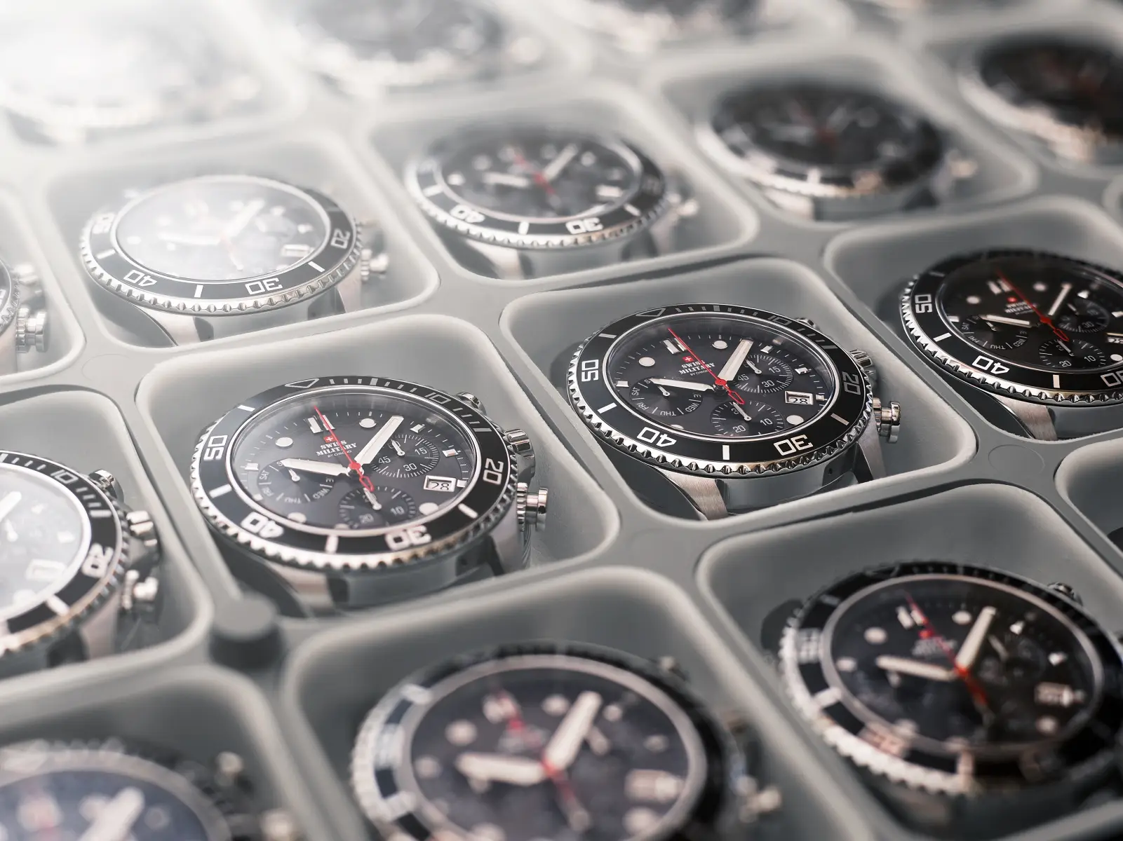 Historia marki Swiss Military i jej zegarki. Niech rozpocznie się przygoda!