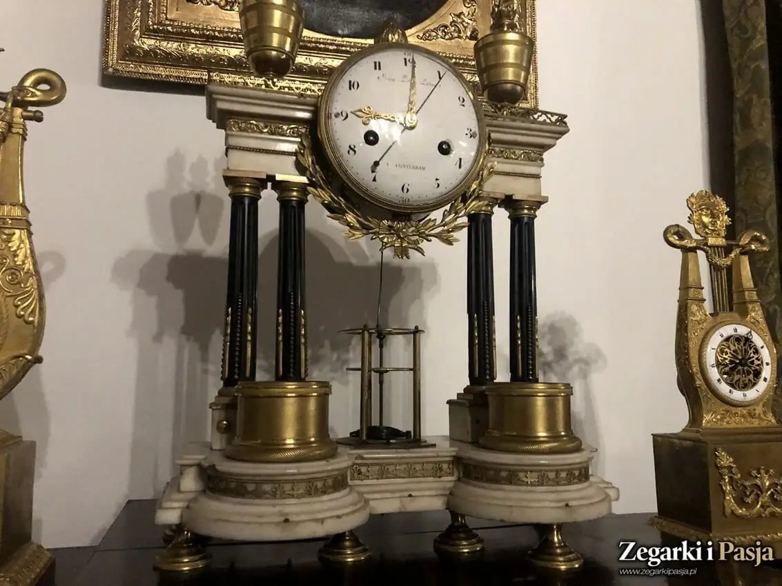 Katalog: Mechaniczne zegary domowe w zbiorach Muzeum Historycznego Krakowa - spotkanie