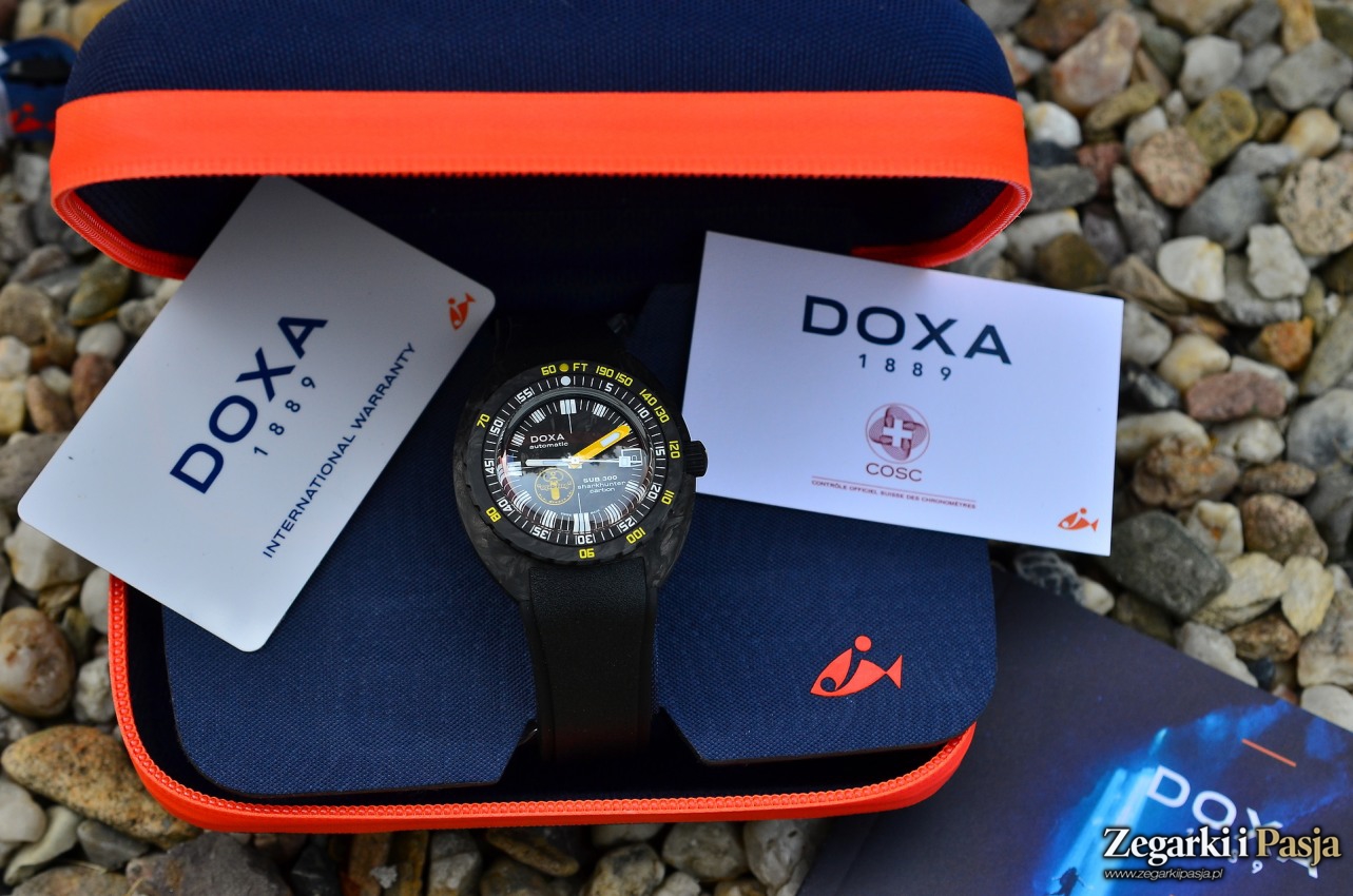 Recenzja: Doxa SUB 300 Sharkhunter Carbon Aqua Lung US Divers