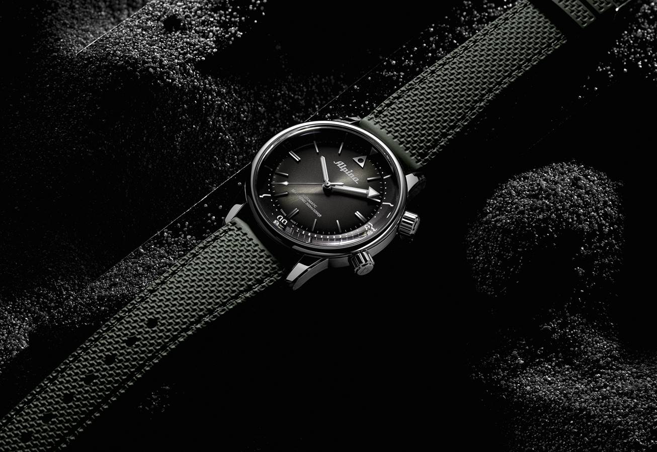 Alpina Seastrong Diver 300 Heritage 2022. Nowy zegarek w stylu dawnych diverów typu compressor