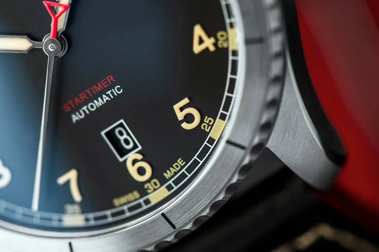 Nowe modele Alpina Startimer Pilot Automatic i Quartz Chronograph Big Date z kolekcji dla entuzjastów lotnictwa