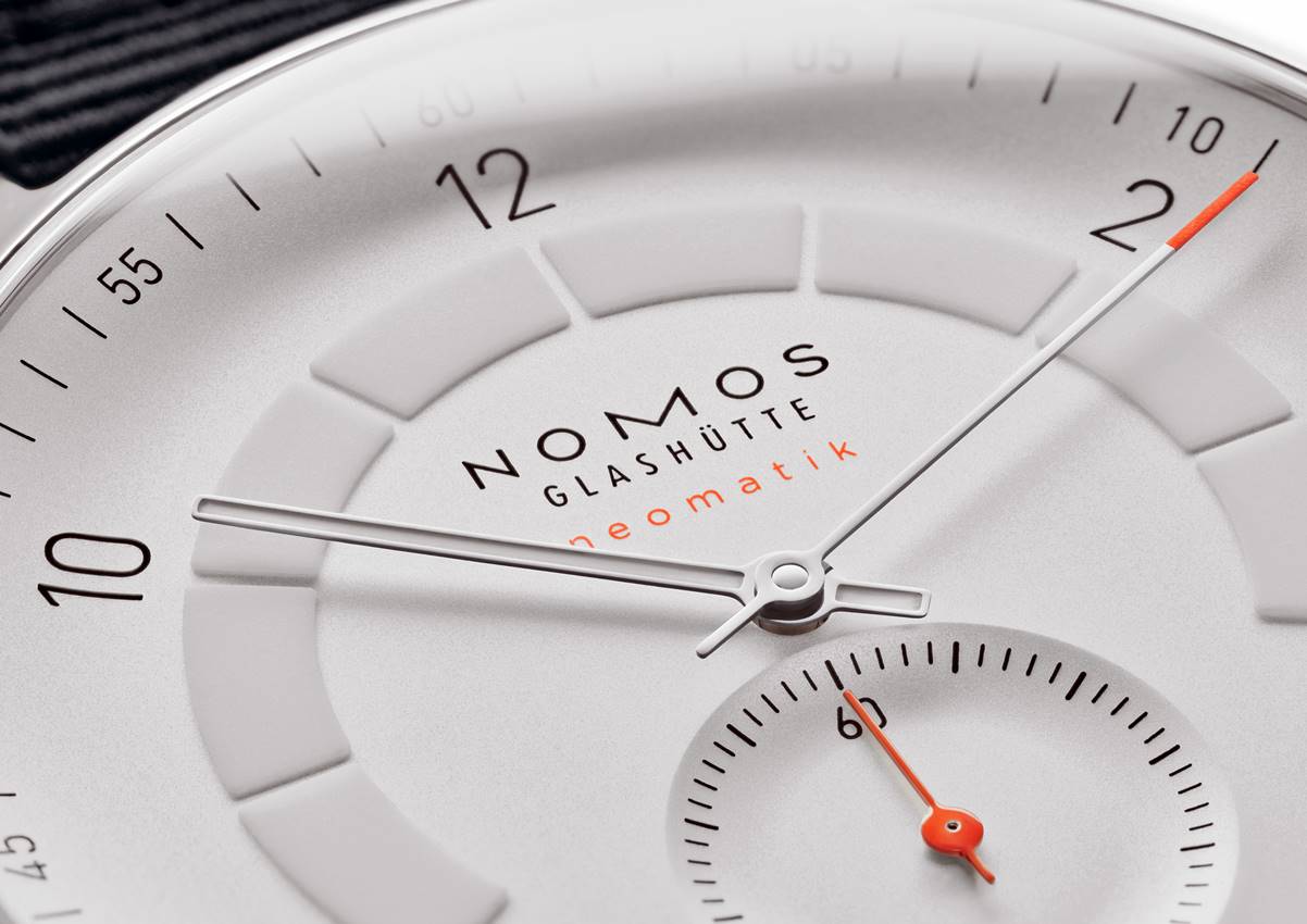Nomos Glashütte Autobahn neomatik 41 date – „najbardziej” niemieckie zegarki?