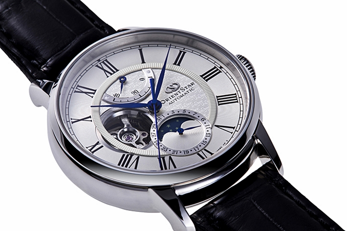 ORIENT STAR Classic Open Heart Moonphase Power Reserve Automatic