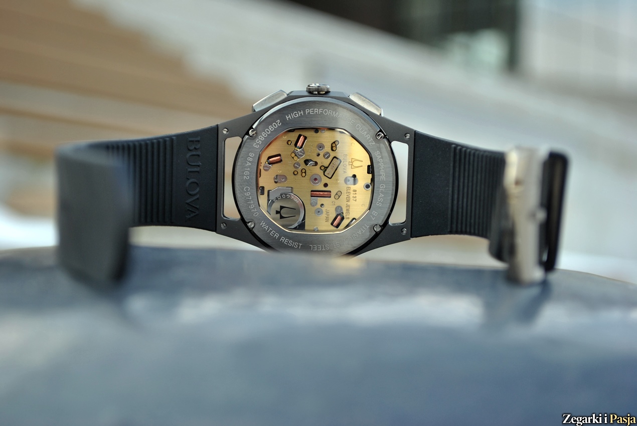 Recenzja: Bulova Curv Chronograph Watch 98A162