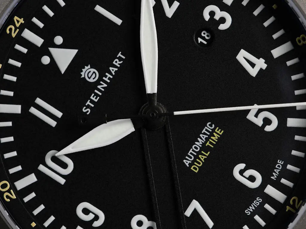 Steinhart - Nav.B-Uhr 44 Automatic Dual Time Titanium (nowość 2018)