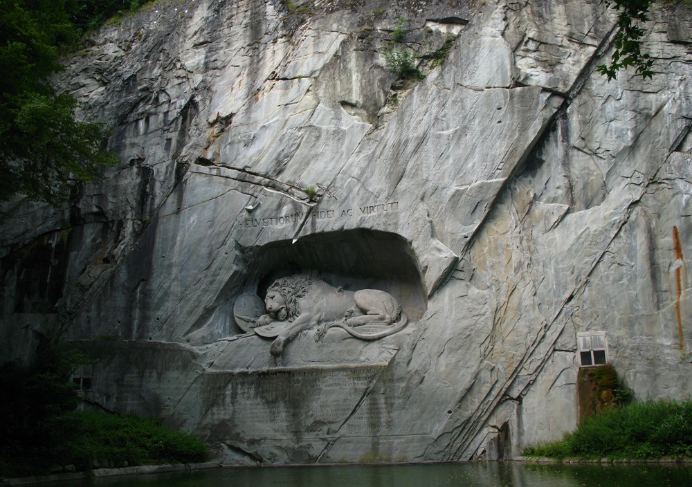 Lucerna Lion Monument Andrew Bossi