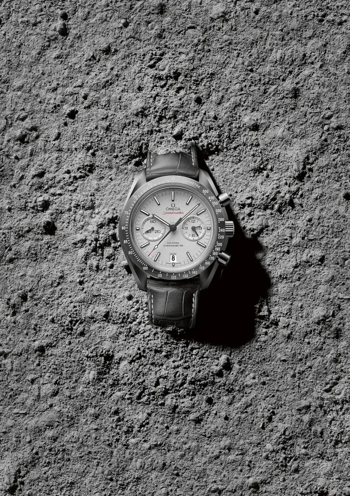 OMEGA  Speedmaster „Grey Side of the Moon”