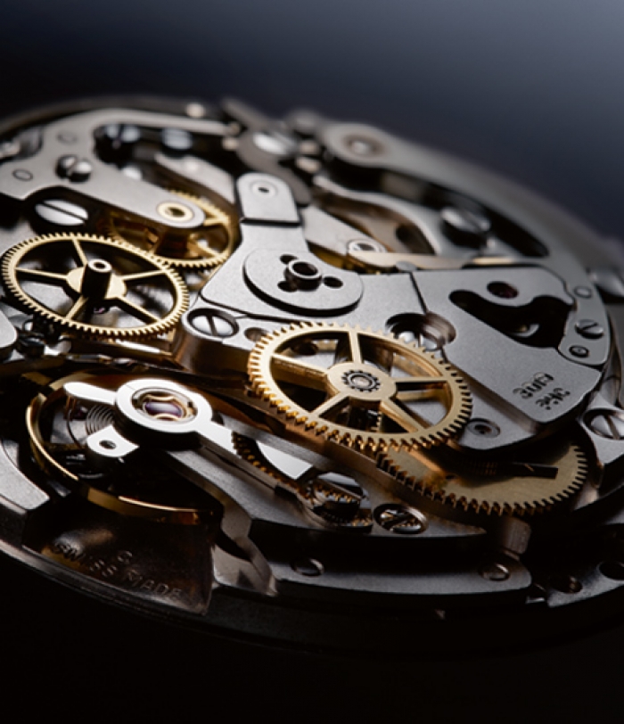 1969 - Zegarek ze stoperem i automatycznym naciągiem sprężyny (konstrukcja zintegrowana)
