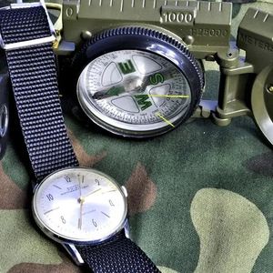 Instagram - W 1969 roku w Zakładach Mechaniki Precyzyjnej "Błonie" powstała specjalna, limitowana do 1700 sztuk linia zegarków...