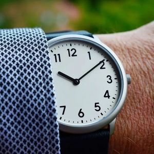 Instagram - Element to nowy zegarek polskiej marki Mudita, który w maju miał kampanię na Kickstarterze