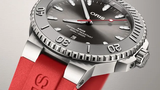 Oris Aquis Date Relief. Powrót wersji z reliefową skalą na lunecie