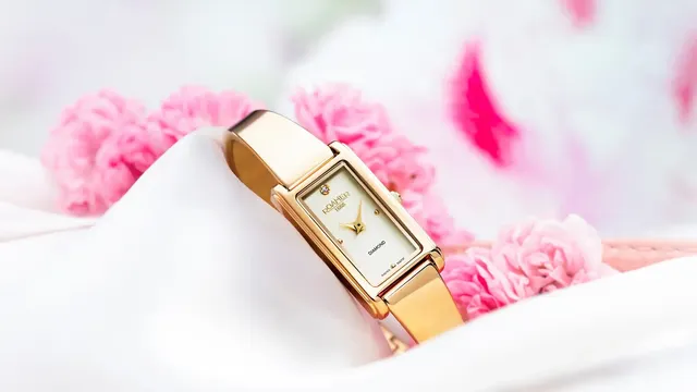 Roamer Elegance Diamond. Damskie zegarki o biżuteryjnym wyglądzie, w stylu Art Deco