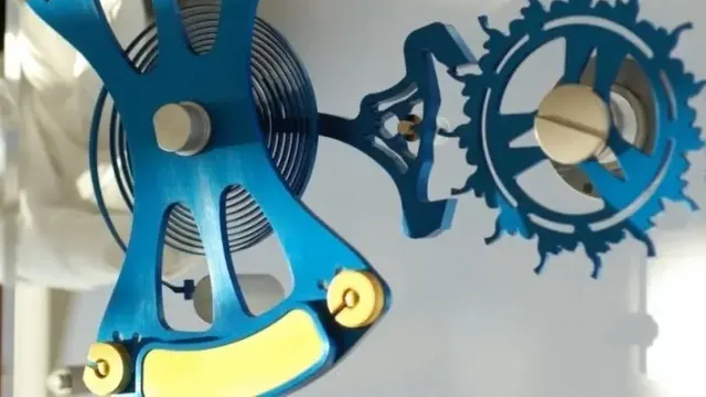 2011 - Oscylator o unikatowym kształcie i wychwyt o zmienionej geometrii