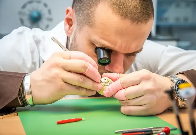 Trufey Watch Service – autoryzowany serwis zegarków TAG Heuer i pracownia zegarmistrzowska