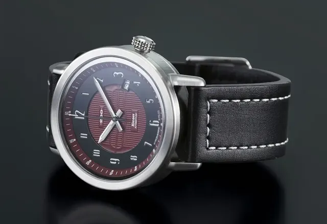 Xicorr – model Warszawa 200 w wersjach bi color