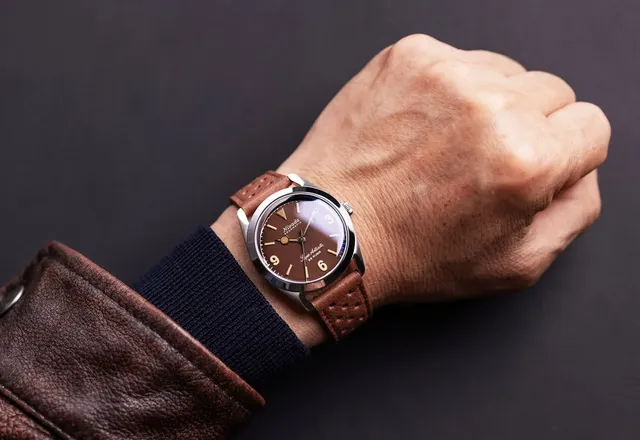 Hołd dla historycznego tool watcha. Nivada Super Antarctic 3/6/9