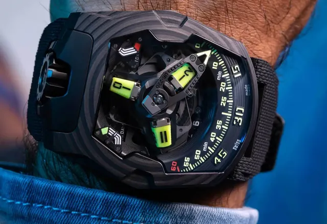 Urwerk UR-220 SL ASIMOV – zegarek prosto z 2077 roku