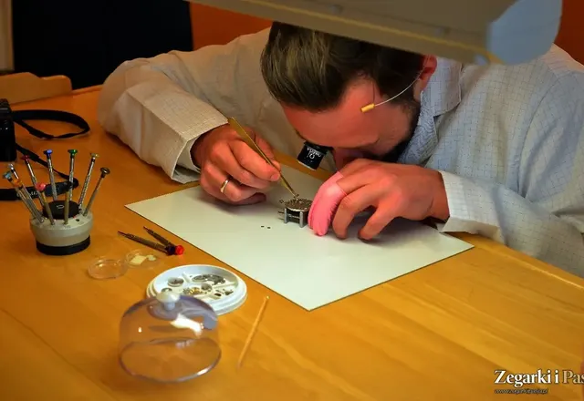 Kurs Zegarmistrzowski OMEGA VIP w butiku marki w Warszawie – relacja i zdjęcia!