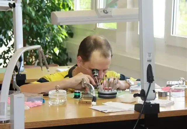 Nauka zegarmistrzostwa w Europie i na Świecie