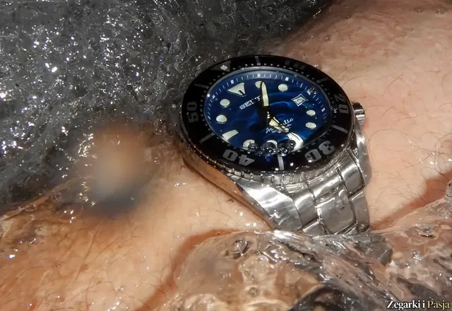 Wakacje, podróże i… zegarki – kilka porad dla każdego urlopowicza!