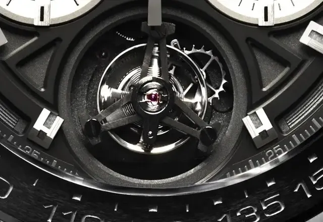 TAG Heuer Carrera - rewolucja w zegarkach z tourbillonem!
