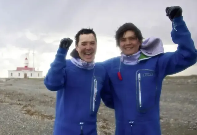 Na desce z latawcem przez Cieśninę Magellana