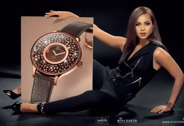 Cover. Sztuka prezentacji zegarków