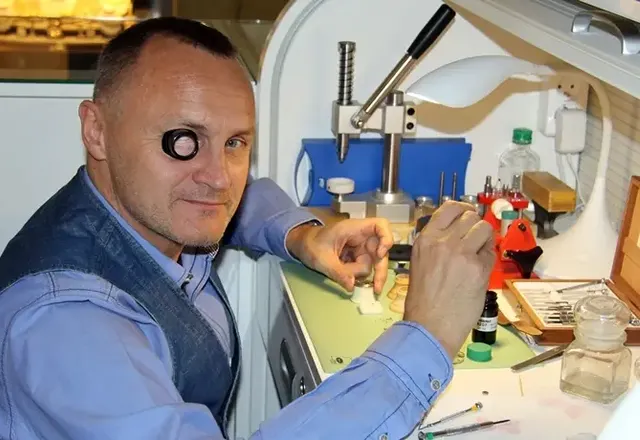 Wywiad: „Nie będę już szkolił zegarmistrzów !" Dlaczego ?