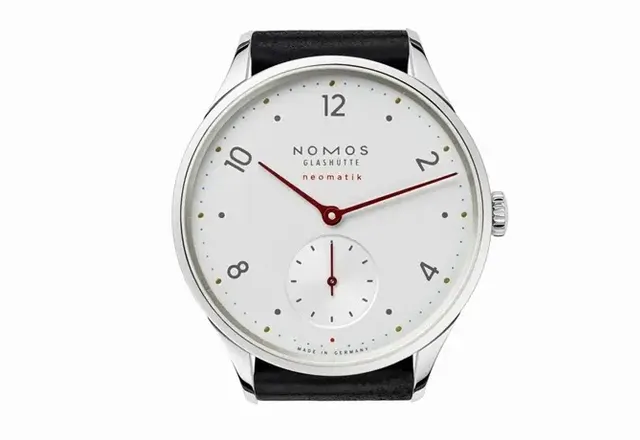 NOMOS Glashütte - Minimatik i Minimatik champagner 1st edition