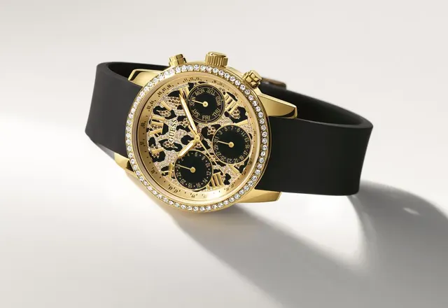 Wyjątkowy zegarek z okazji 10 rocznicy fundacji GUESS